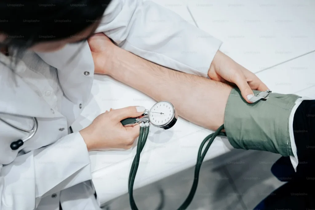 Chẩn đoán huyết áp cao như thế nào?