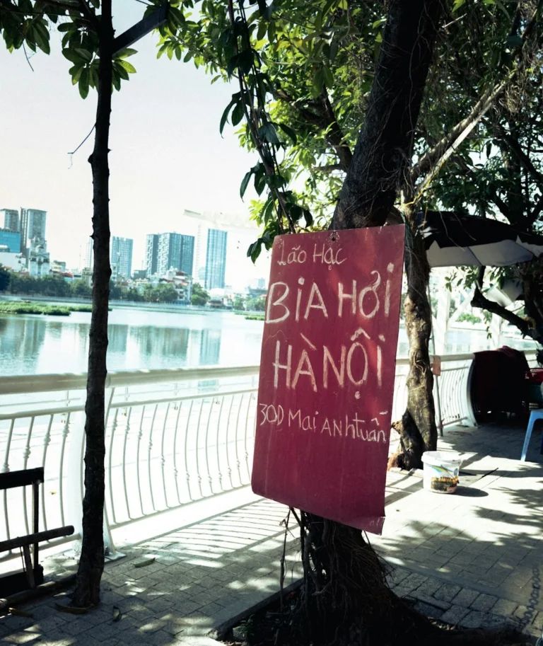 Mùa hanh khô ở Việt Nam và đặc điểm thời tiết
