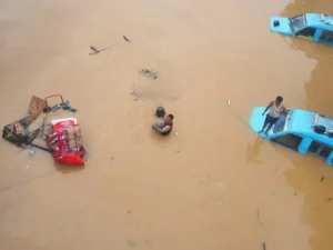 Nguyên nhân gây ra lũ lụt