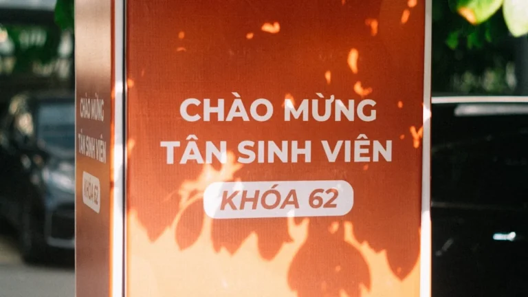 tháng nhuận là gì