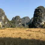 Minh họa: Chỉ số uv ở ninh bình cao vào lúc nào, thường đạt đỉnh từ 10 giờ đến 15 giờ chiều