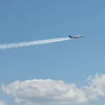 Minh họa: Contrail vệt khói máy bay có phải mây không
