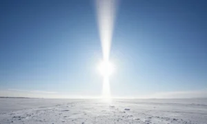 Minh họa: Cột sáng mặt trời Sun pillar xuất hiện khi nào: giải mã ảo ảnh quang học trên bầu trời