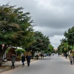 Minh họa: Không khí lạnh tăng cường nghĩa là gì: đợt gió mùa đông bắc mạnh làm giảm nhiệt đột ngột