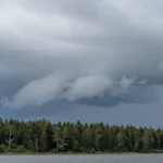 Minh họa: Mây asperitas gợn sóng dữ dội: hiện tượng thời tiết hiếm gặp và ý nghĩa của nó