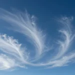 Minh họa: Mây ti cirrus ở độ cao bao nhiêu? đáp án nằm trong khoảng 6.000–12.000m