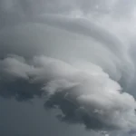 Minh họa: Mây vú Mammatus là dấu hiệu cảnh báo giông bão mạnh