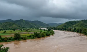 Minh họa: Phú thọ có hay bị bão không? thực tế ít khi trực tiếp hứng gió mạnh nhưng nguy cơ lũ quét rất cao
