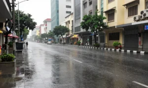 Minh họa: Tháng 10 mưa nhiều không? có, TP.HCM mưa dông thường xuyên gây ngập úng