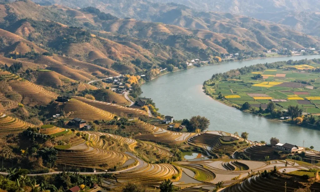 Minh họa: Tháng 10 nên đi du lịch ở đâu Việt Nam: Gợi ý điểm đến đẹp nhất 3 miền